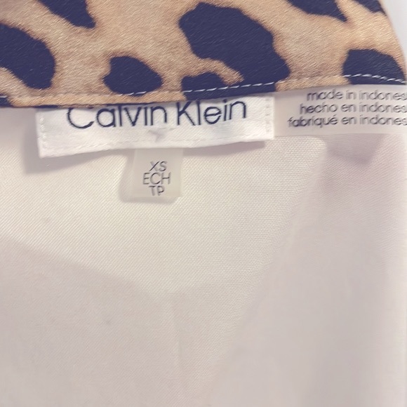 Calvin Klein White Long Sleeve Tailored Button Down Shirt Leopard Trim Size XS - Picture 9 of 9